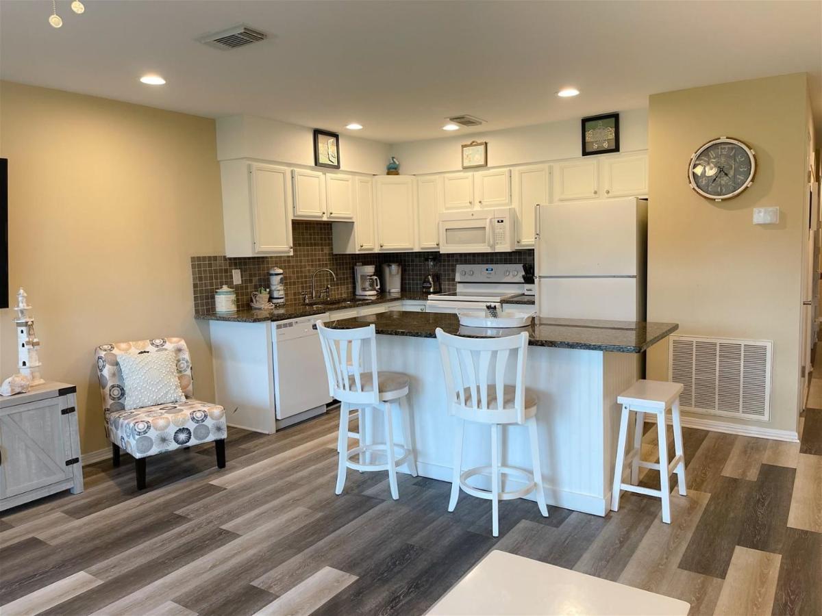 9 D, One Bedroom Condo Ντέστιν Εξωτερικό φωτογραφία